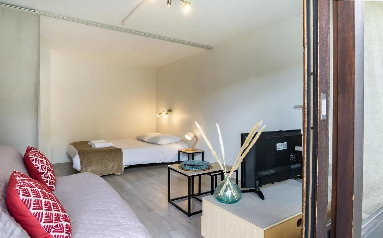 Saint-Paul Cosy Studio Avec Place De Parking Privee Daire Meythet